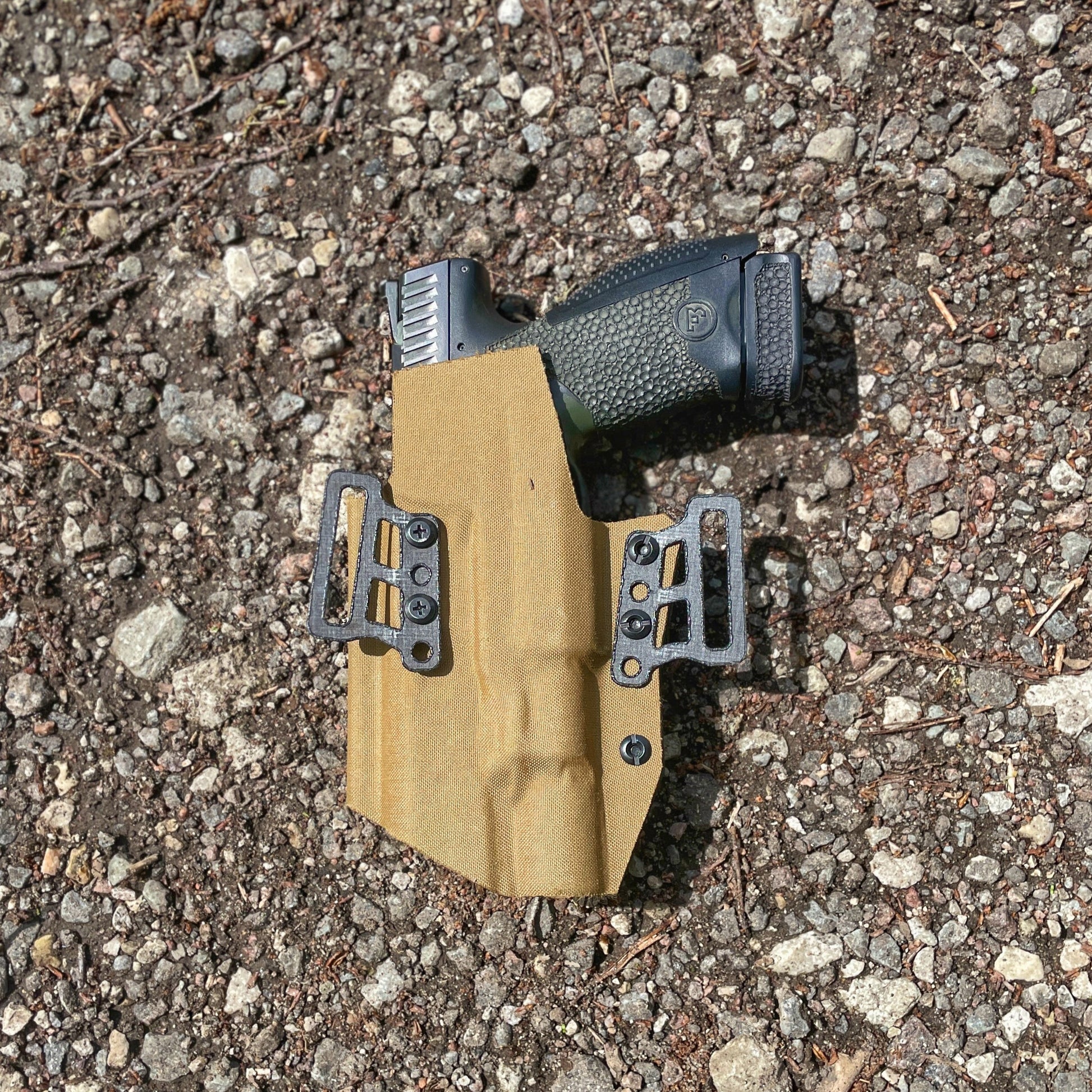 PANNELTAC OWB CONCEALMENT KYDEX Holster for CZ P10C with X300