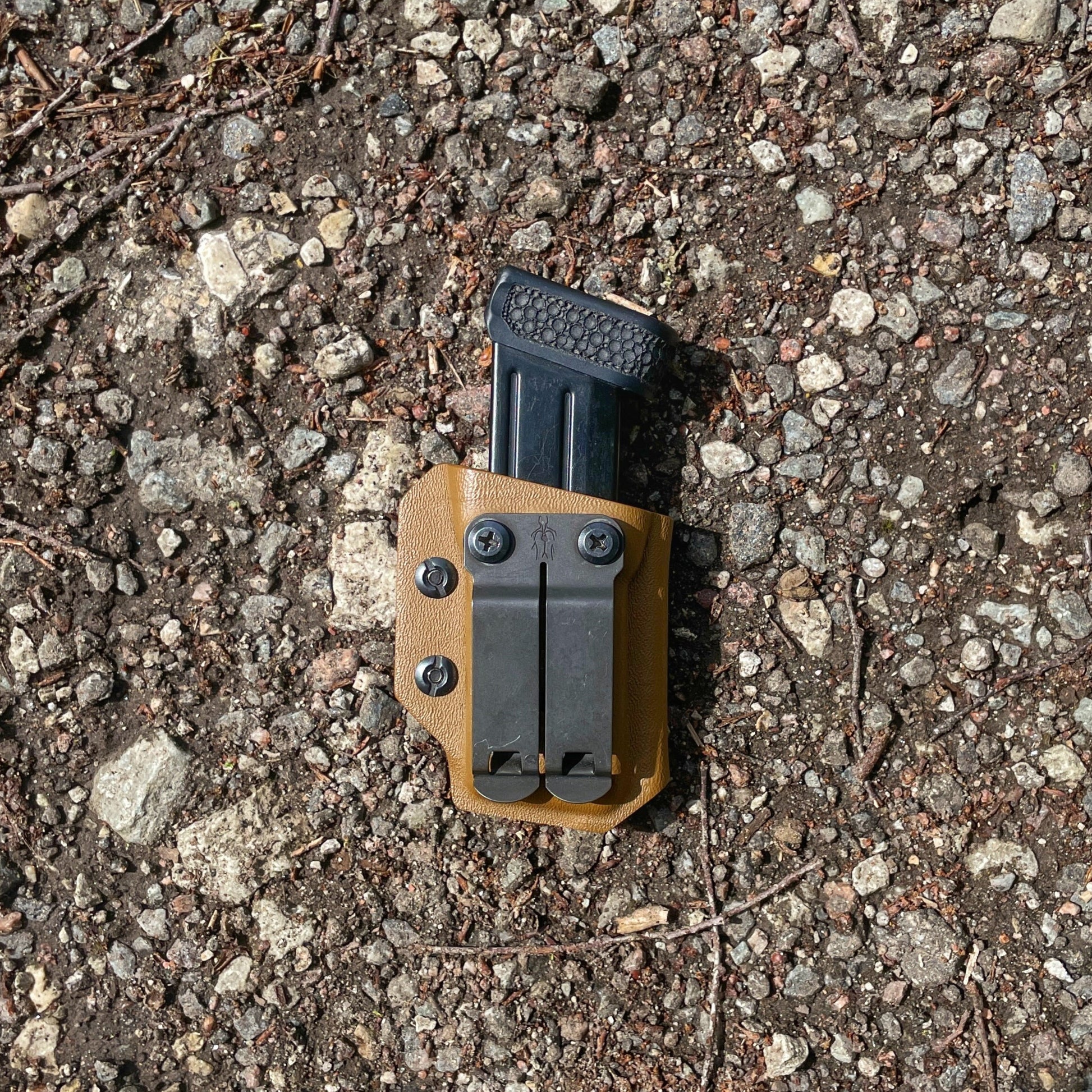 PANNELTAC IWB/OWB KYDEX Mag Carrier